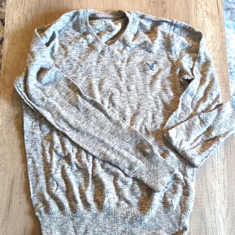 American Eagle Men's long sleeve